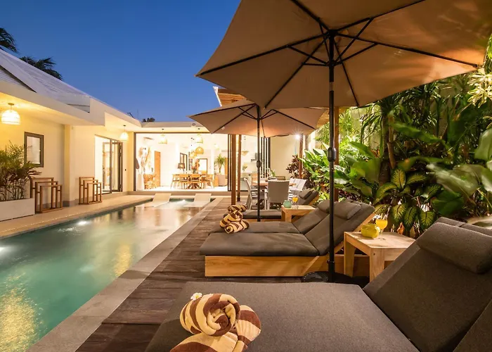 Addi 4bedrooms Oberoi * Seminyak