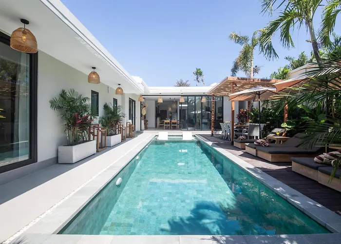 Addi 4bedrooms Oberoi Villa Seminyak
